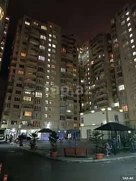 Kirayə verilir 3 otaqlı yeni tikili 115 m² — Bakı 3 otaq 115.00 m²
