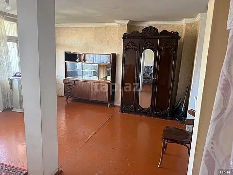 Kirayə verilir 4 otaqlı mənzil 80 m² — Gəncə 4 otaq 80.00 m²