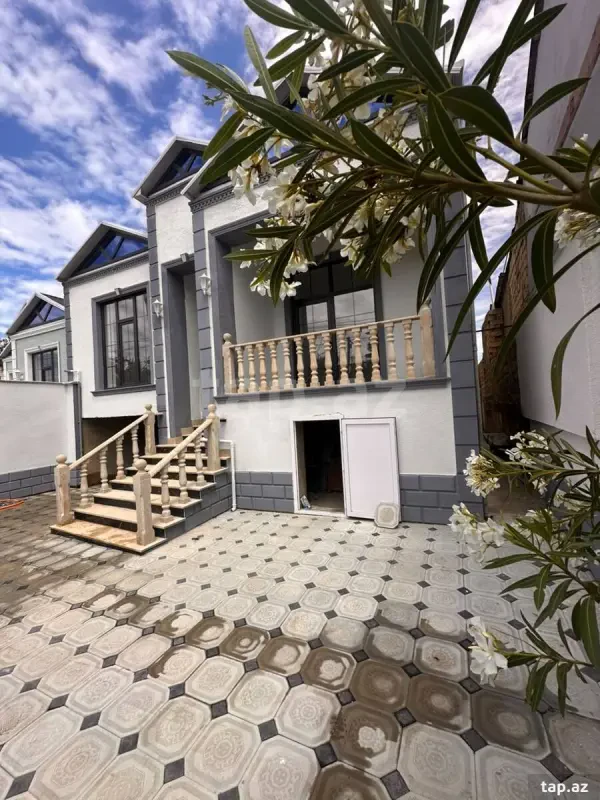 Satılır 4 otaqlı həyət evi 80 m²