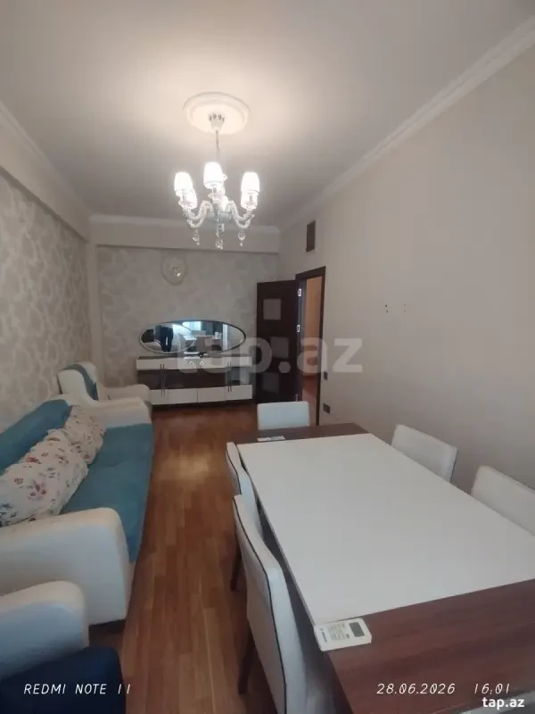 Kirayə verilir 3 otaqlı yeni tikili 110 m²