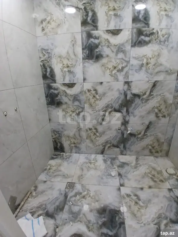 Satılır 2 otaqlı yeni tikili 76 m²
