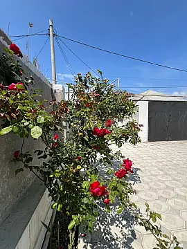 Satılır 3 otaqlı həyət evi 110 m² — Bakı 3 otaq 110.00 m²