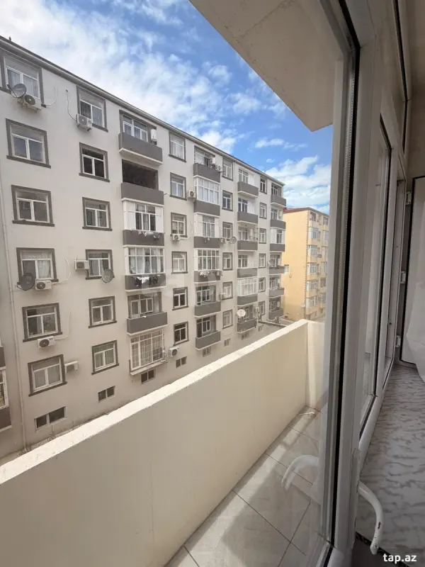 Satılır 2 otaqlı yeni tikili 54 m²