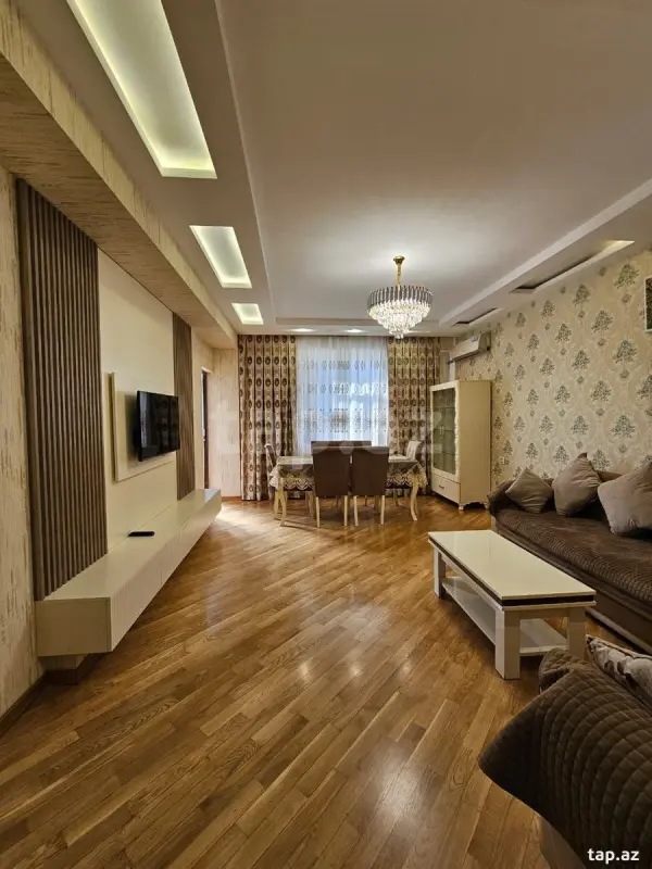 Satılır 3 otaqlı yeni tikili 82 m²