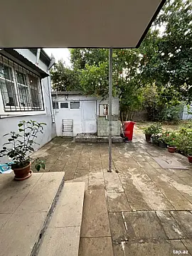 Satılır 4 otaqlı həyət evi 100 m² — Bakı, Bakıxanov 4 otaq 100.00 m²