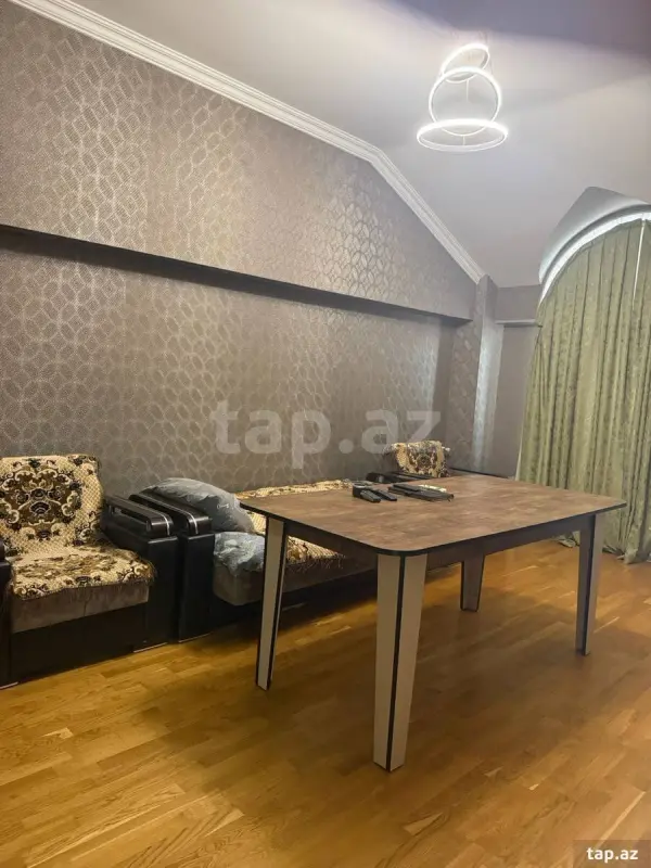 Satılır 3 otaqlı yeni tikili 85 m²