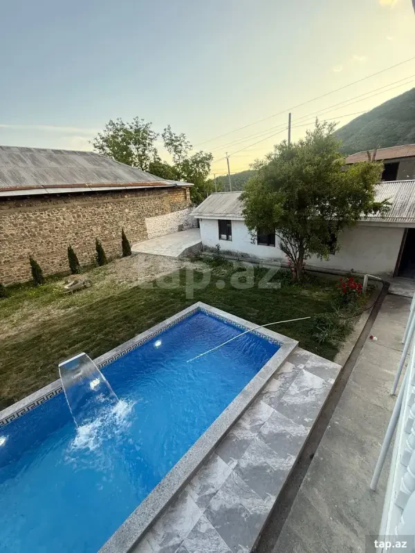 Kirayə verilir 5 otaqlı həyət evi 150 m²