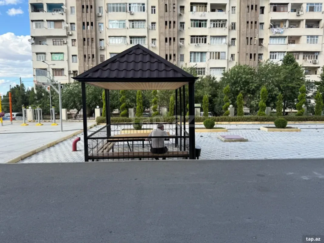 Kirayə verilir 3 otaqlı yeni tikili 86 m²