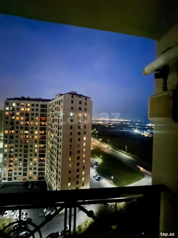 Kirayə verilir 2 otaqlı yeni tikili 82 m²