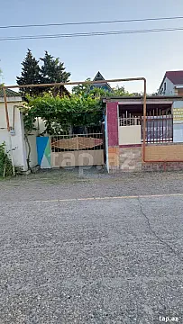 Kirayə verilir 2 otaqlı həyət evi 200 m² — Bakı 2 otaq 200.00 m²
