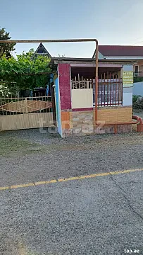 Kirayə verilir 2 otaqlı həyət evi 100 m² — Bakı 2 otaq 100.00 m²