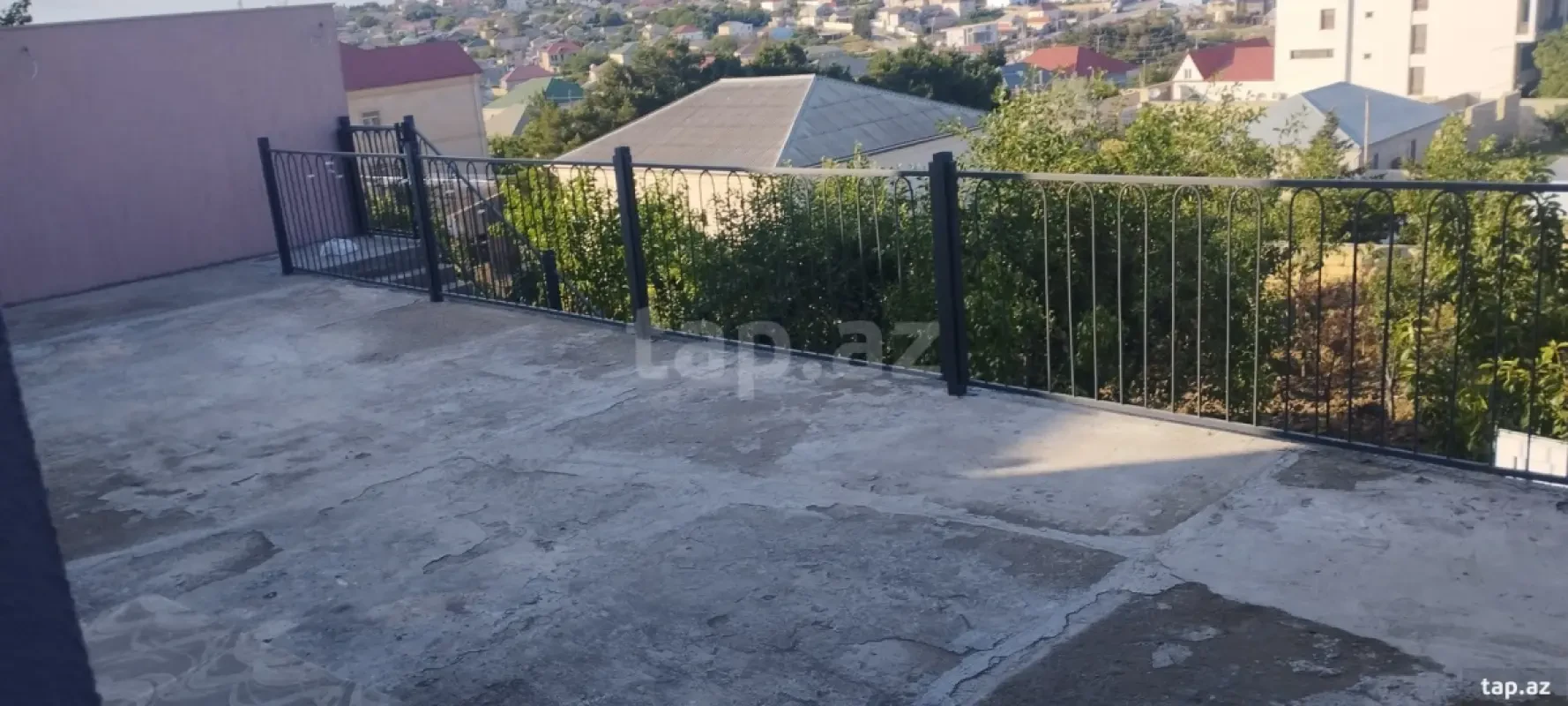 Satılır 5 otaqlı həyət evi 225.6 m²