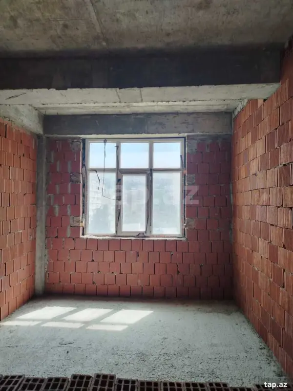 Satılır 3 otaqlı yeni tikili 136.5 m²