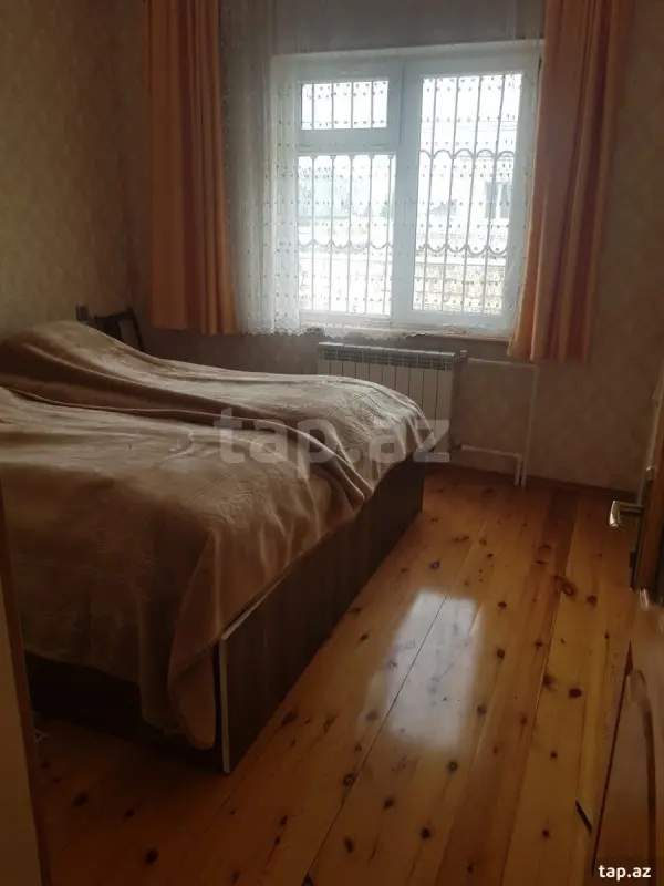 Kirayə verilir 6 otaqlı həyət evi 250 m²