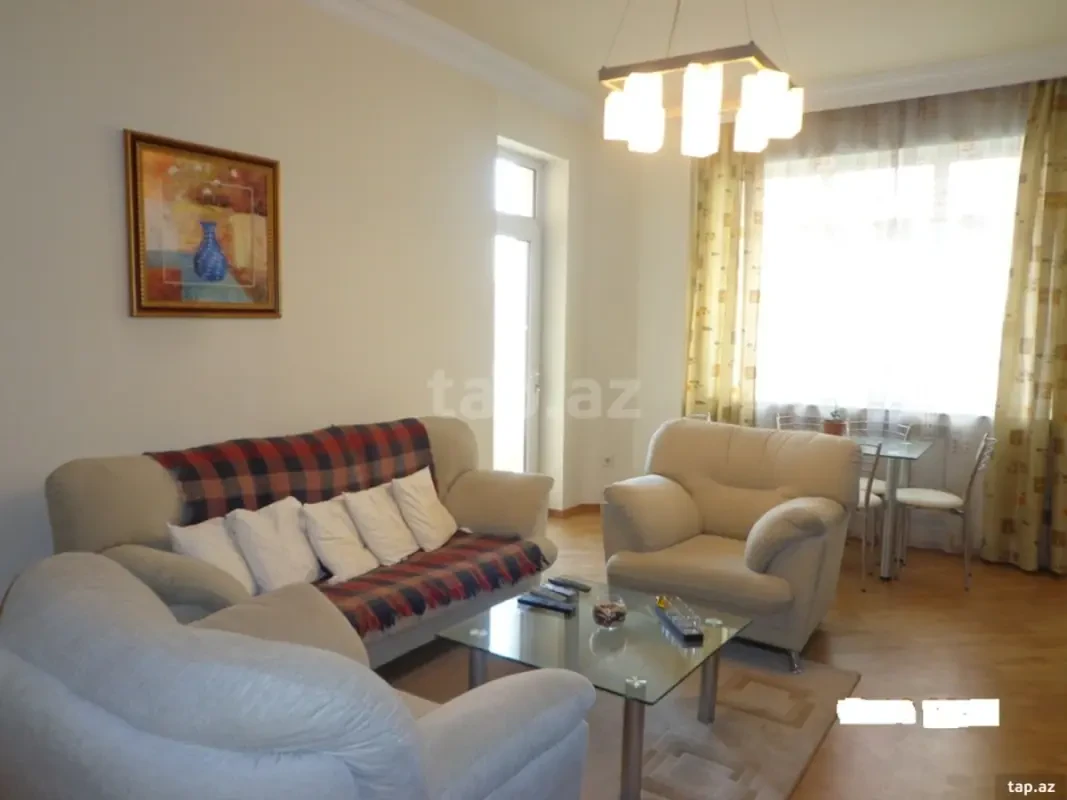 Kirayə verilir 2 otaqlı yeni tikili 92 m²