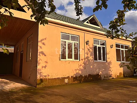 Satılır 4 otaqlı həyət evi 80 m² — Qəbələ 4 otaq 80.00 m²