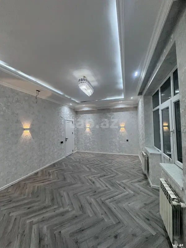 Satılır 2 otaqlı mənzil 105 m²