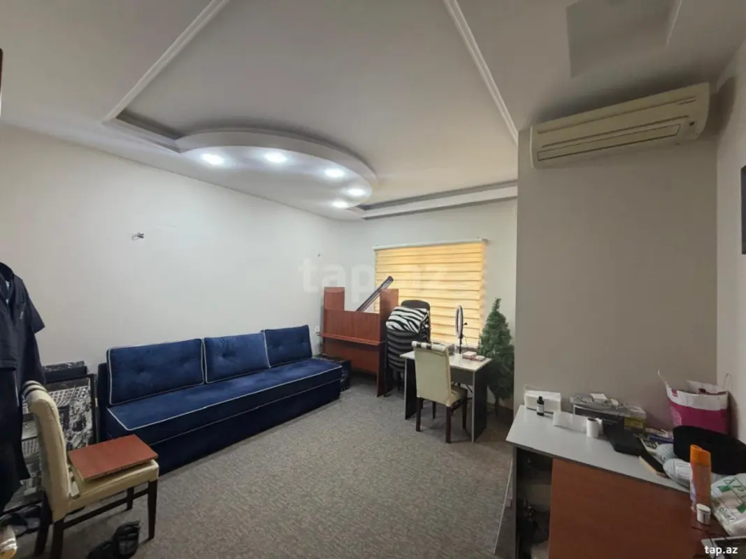 Satılır 4 otaqlı yeni tikili 160 m²