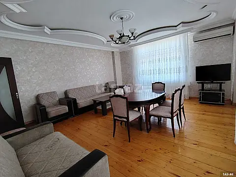 Kirayə verilir 3 otaqlı yeni tikili 128 m² — Gəncə 3 otaq 128.00 m²