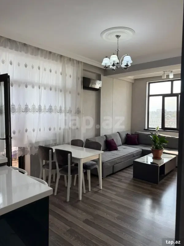 Satılır 3 otaqlı yeni tikili 90 m²