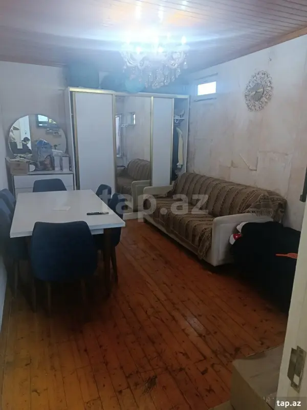 Satılır 1 otaqlı həyət evi 1 m²