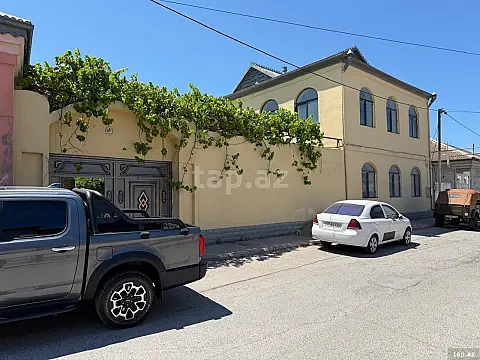 Satılır 7 otaqlı həyət evi 240 m² — Bakı, Şüvəlan 7 otaq 240.00 m²