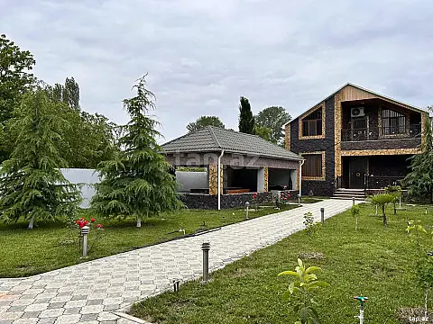 Kirayə verilir 4 otaqlı həyət evi 200 m² — Xaçmaz 4 otaq 200.00 m²