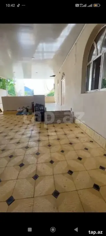 Satılır 3 otaqlı həyət evi 400 m²