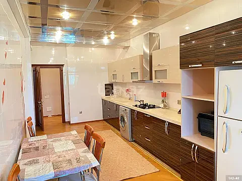 Kirayə verilir 3 otaqlı yeni tikili 155 m² — Bakı, Nəsimi 3 otaq 155.00 m²