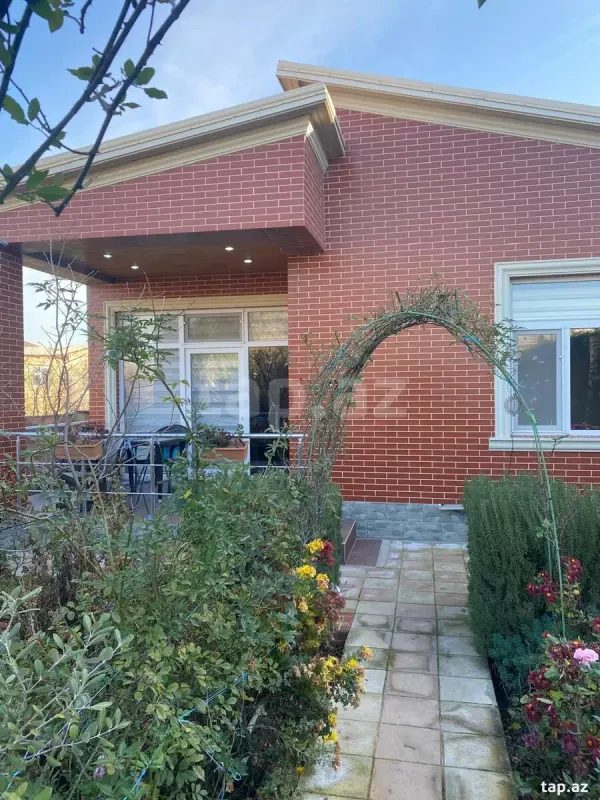 Kirayə verilir 2 otaqlı həyət evi 120 m²