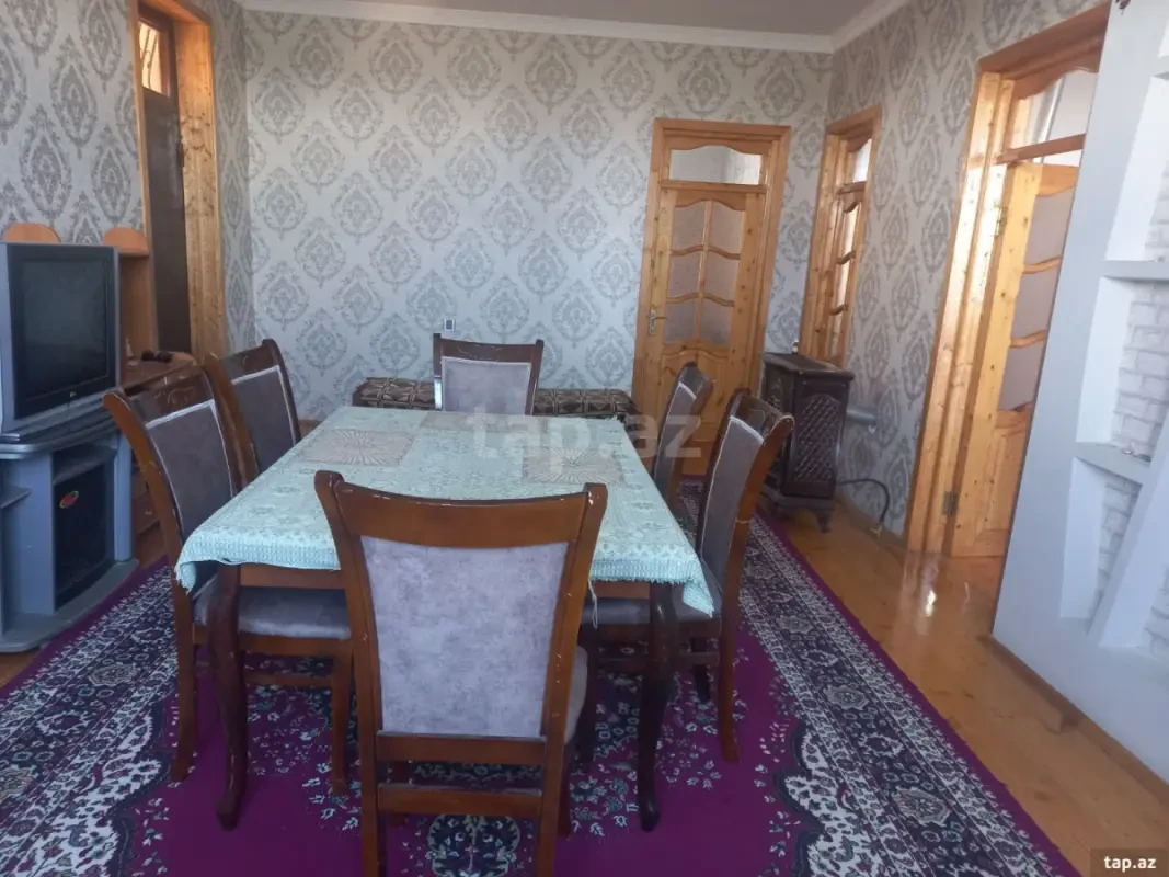 Satılır 4 otaqlı həyət evi 127 m²