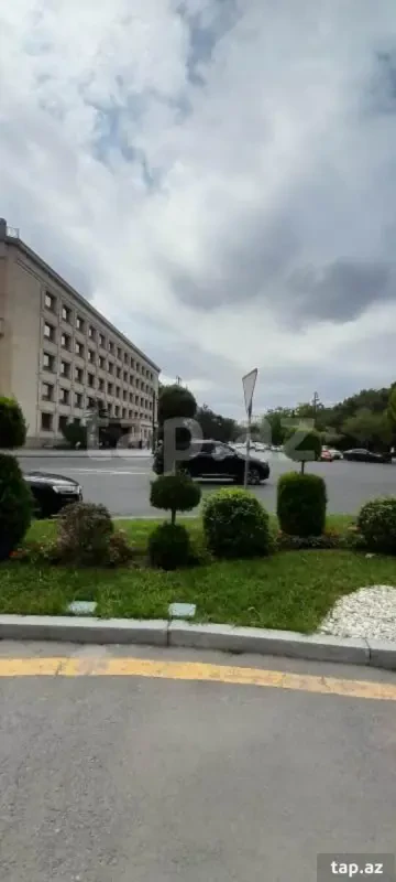 Kirayə verilir 2 otaqlı mənzil 72 m²