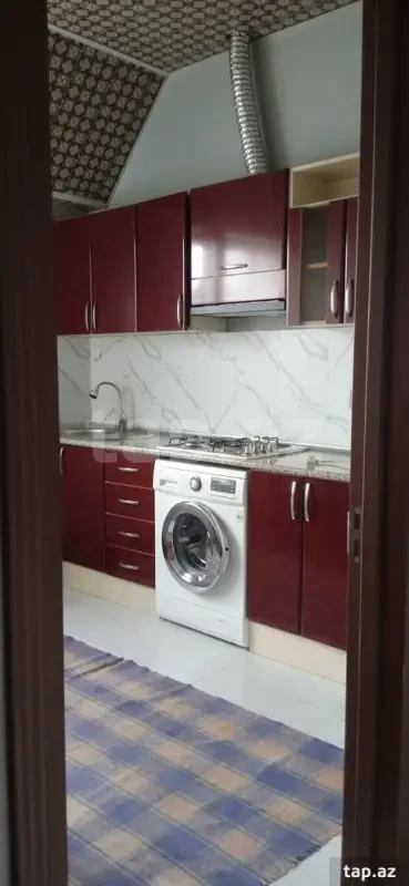 Kirayə verilir 2 otaqlı həyət evi 60 m²