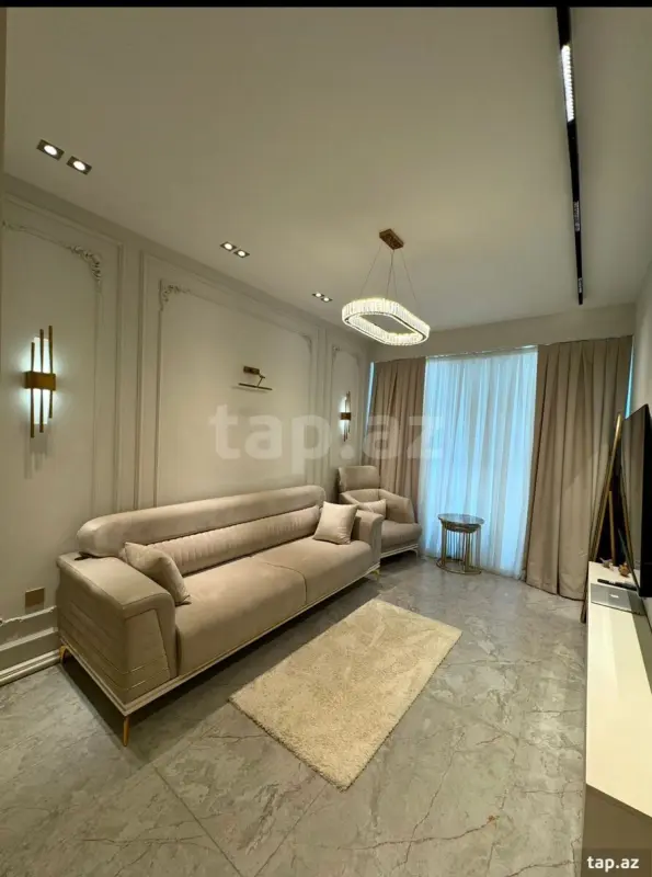Satılır 2 otaqlı yeni tikili 70 m²
