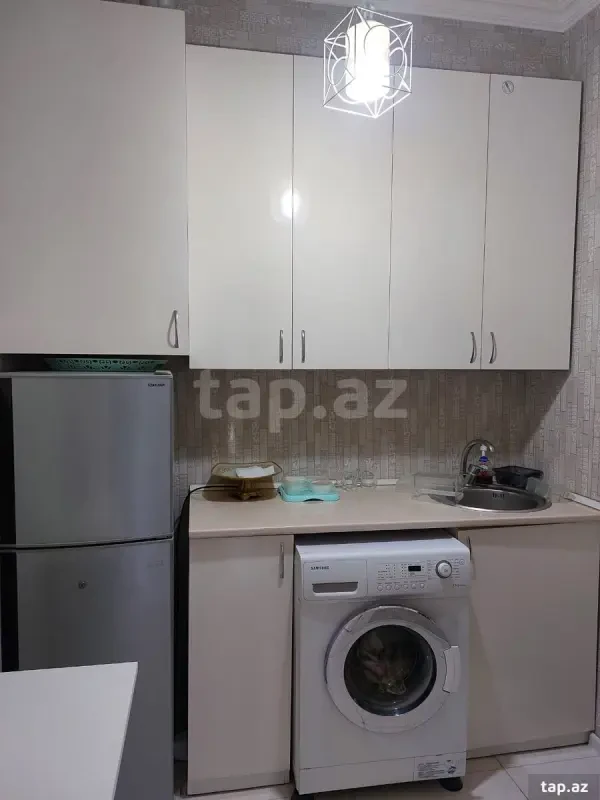 Kirayə verilir 2 otaqlı yeni tikili 68 m²