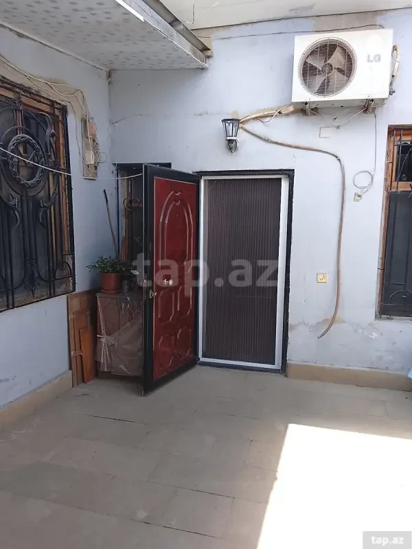 Satılır 4 otaqlı həyət evi 110 m²
