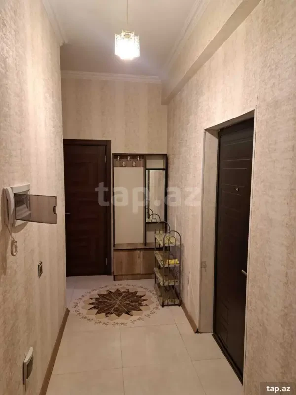 Kirayə verilir 2 otaqlı yeni tikili 61 m²