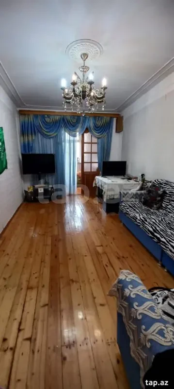 Kirayə verilir 2 otaqlı mənzil 50 m²