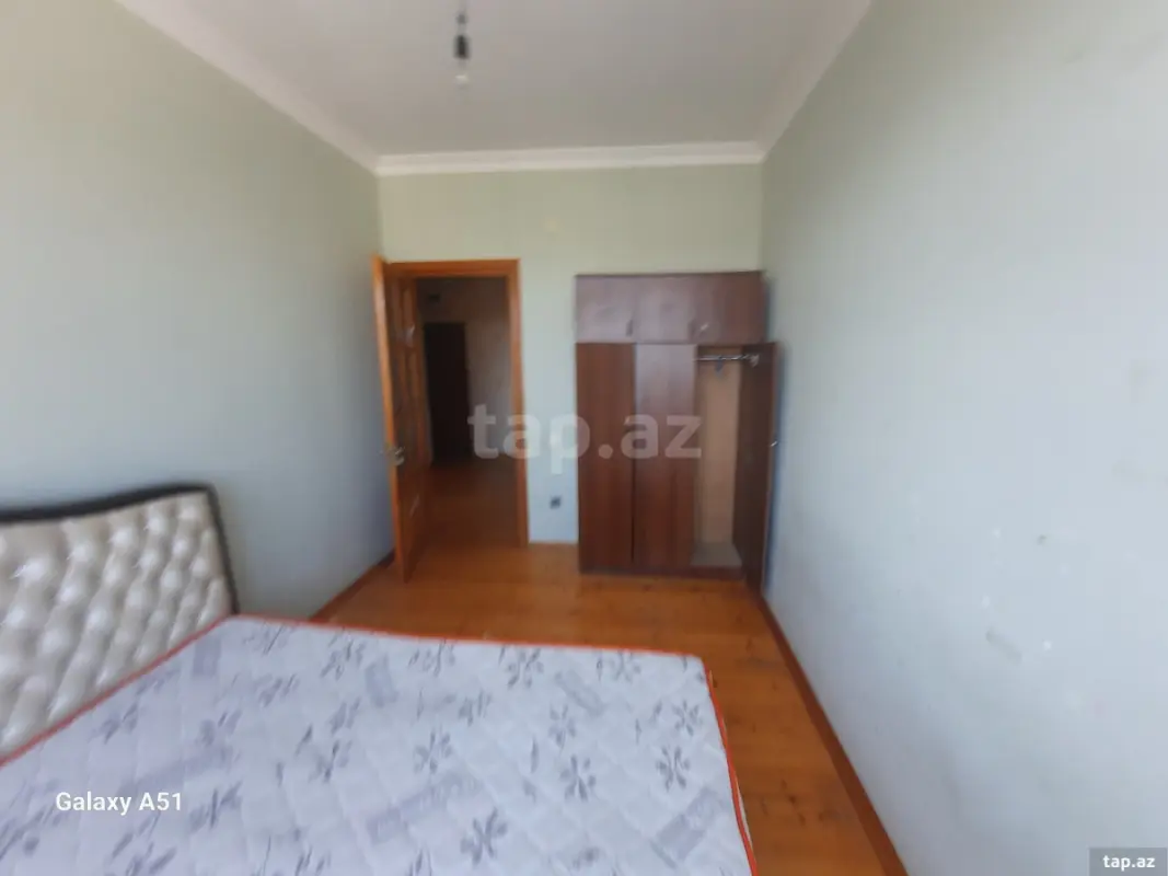 Kirayə verilir 3 otaqlı yeni tikili 80 m²