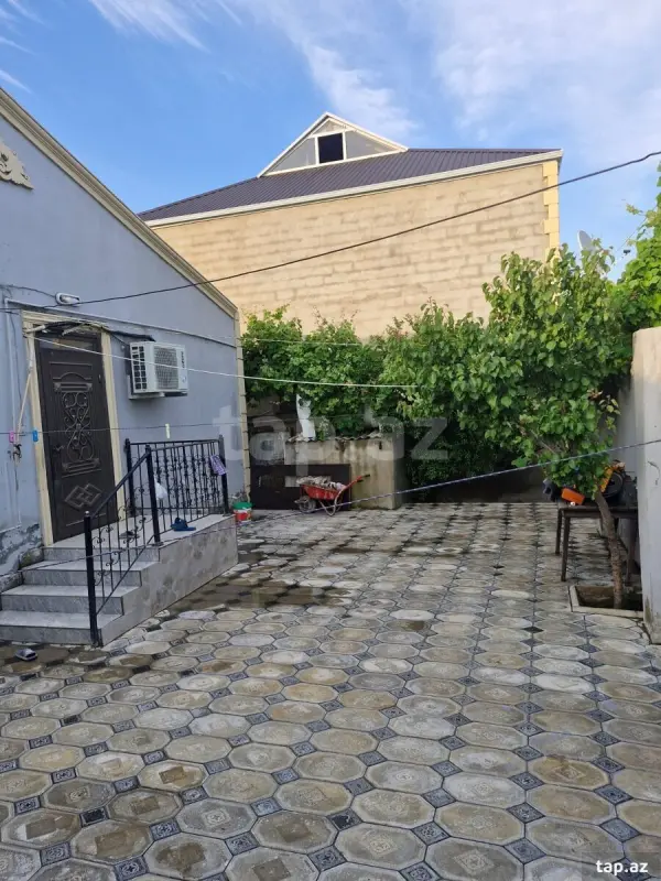 Satılır 4 otaqlı həyət evi 120 m²