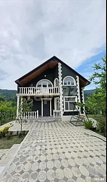 Kirayə verilir 4 otaqlı həyət evi 150 m² — Quba 4 otaq 150.00 m²