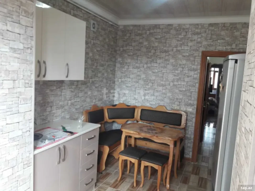 Kirayə verilir 3 otaqlı mənzil 80 m²