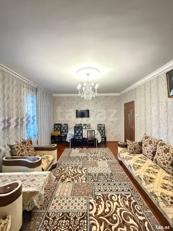 Satılır 5 otaqlı mənzil 90 m²