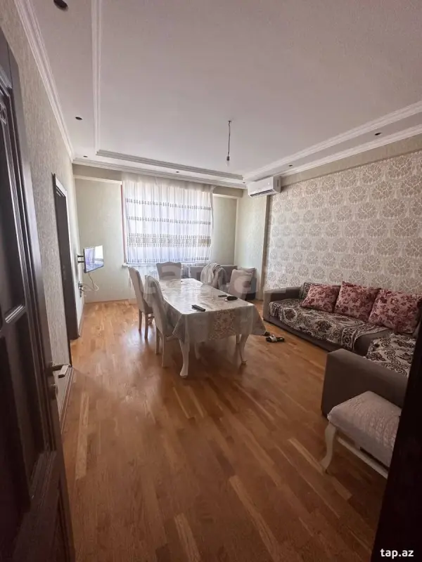 Kirayə verilir 3 otaqlı yeni tikili 90 m²