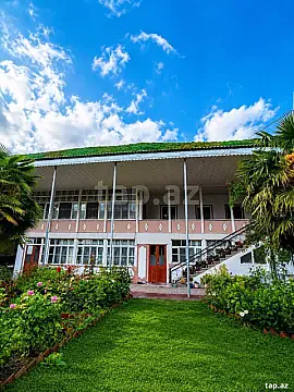 Kirayə verilir 2 otaqlı həyət evi 45 m² — Şəki 2 otaq 45.00 m²
