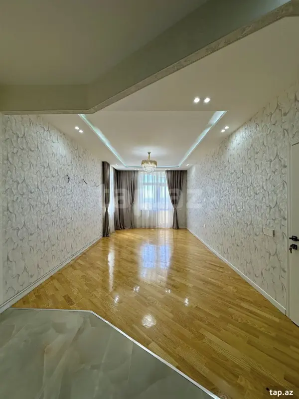 Satılır 3 otaqlı yeni tikili 85 m²