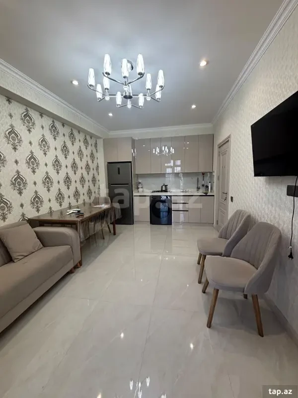 Kirayə verilir 2 otaqlı yeni tikili 50 m²