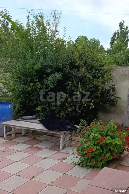 Satılır 2 otaqlı həyət evi 60 m²
