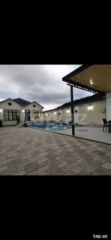 Kirayə verilir 3 otaqlı həyət evi 30 m²