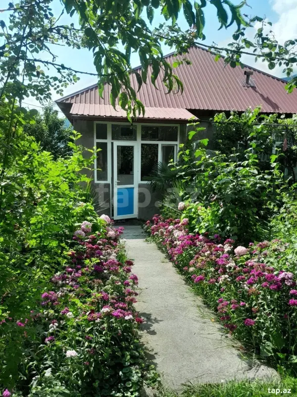 Kirayə verilir 5 otaqlı həyət evi 100 m²